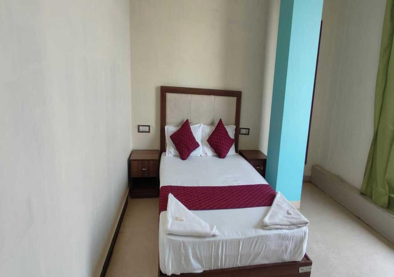 Hotel Blue Sky Residency Mumbai Exterior foto